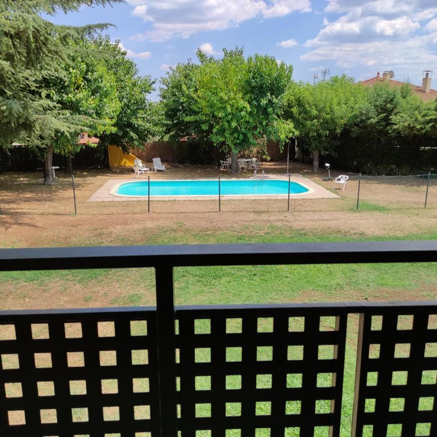 Alberg Restaurant Bellavista Santa Pau Kültér fotó